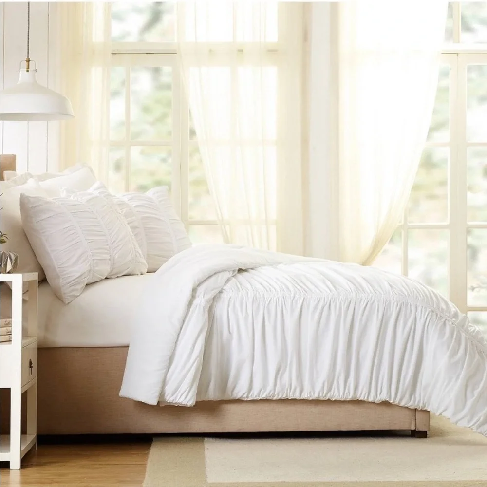 MODERN HEIRLOOM NWT ruched comforter set -white -twin